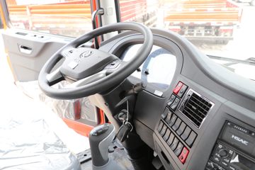 ���� ������D9 197���� 4X2 6.8�������ػ���(����)ͼƬ