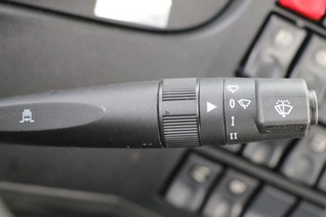 ���� ������D9 197���� 4X2 6.8�������ػ���(����)ͼƬ