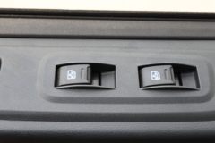 东风 多利卡D9 197马力 4X2 6.8米栏板载货车(国六)(EQ1181L9CDG)