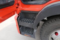 东风 多利卡D9 197马力 4X2 6.8米栏板载货车(国六)(EQ1181L9CDG)