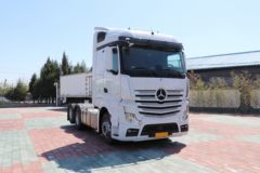 奔驰 新Actros重卡 450马力 6X2R牵引车(型号2645) 奔驰 新Actros重卡 450马力 6X2R牵引车(型号2645)