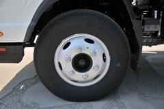 江淮 帅铃Q6 152马力 3.85米排半仓栅式轻卡(轴距3308)(HFC5043CCYP71K1C2V)