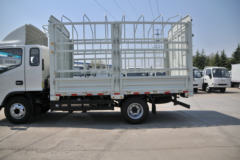 江淮 帅铃Q6 152马力 3.85米排半仓栅式轻卡(轴距3308)(HFC5043CCYP71K1C2V)