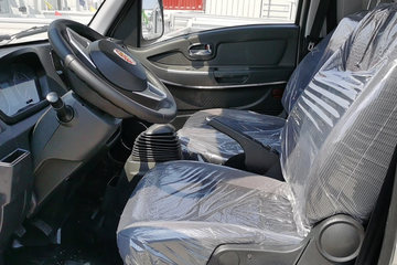 �ƿ�ŷ�� V5 1.6L 105���� ����/CNG 3.61�׵�������΢��(����)ͼƬ