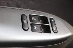 福田 欧马可S3系 131马力 4X2 4.04米冷藏车(红宇牌)(HYJ5040XLCB17)