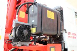 华菱之星&nbsp;随车吊上装图片