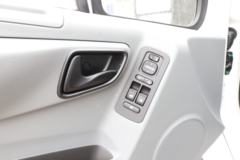 福田商务车 图雅诺S 177马力 2.8T柴油 长轴封闭货车