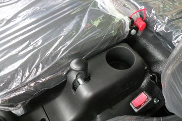 �ൺ��� ��V 220���� 6X2 5.2����ж��ͼƬ