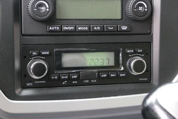 �ൺ��� ��V 220���� 6X2 5.2����ж��ͼƬ