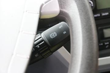 �ൺ��� ��V 220���� 6X2 5.2����ж��ͼƬ