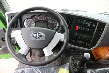 �ൺ��� ��V 220���� 6X2 5.2����ж��ͼƬ