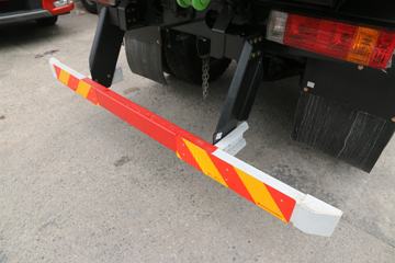 �ൺ��� ��V 220���� 6X2 5.2����ж��ͼƬ