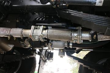 �ൺ��� ��V 220���� 6X2 5.2����ж��ͼƬ