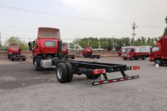 福田 欧航R系 220马力 7.8米排半厢式载货车(国六)(BJ5166XXY-2A) 福田 欧航R系 220马力 7.8米排半厢式载货车(国六)(BJ5166XXY-2A)