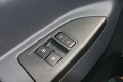 中国重汽成都商用车 腾狮 140马力 4X2 3.94米自卸车(CDW3120A1Q5)