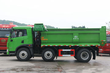 �ൺ��� ��V 220���� 6X2 4.8����ж��ͼƬ