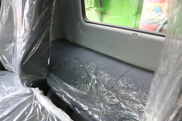 �ൺ��� ��V 220���� 6X2 4.8����ж��ͼƬ