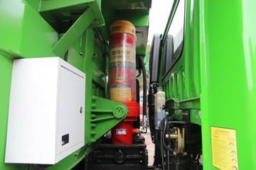 �ൺ��� ��V 220���� 6X2 4.8����ж��ͼƬ