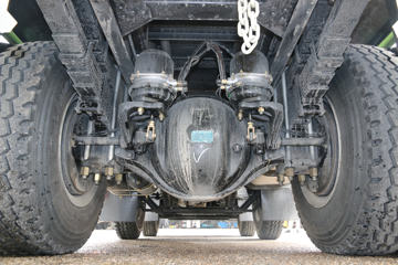 �ൺ��� ��V 220���� 6X2 4.8����ж��ͼƬ
