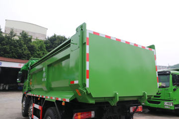 �ൺ��� ��V 220���� 6X2 4.8����ж��ͼƬ