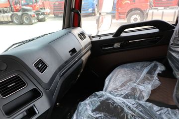 �ൺ��� ��V�п� 2.0�� 220���� 4X2 6.75�������ػ���(����)(CA1168PK15L2E6A80)ͼƬ