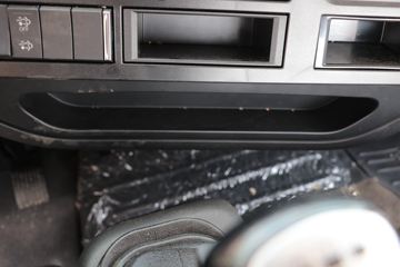 �ൺ��� ��V�п� 2.0�� 220���� 4X2 6.75�������ػ���(����)(CA1168PK15L2E6A80)ͼƬ