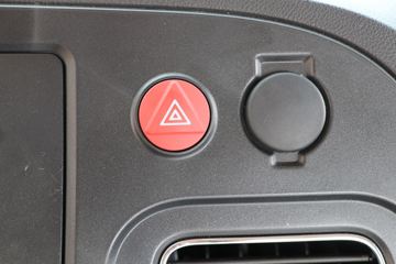 �ൺ��� ��V�п� 2.0�� 220���� 4X2 6.75�������ػ���(����)(CA1168PK15L2E6A80)ͼƬ