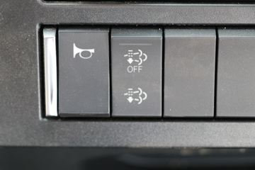 �ൺ��� ��V�п� 2.0�� 220���� 4X2 6.75�������ػ���(����)(CA1168PK15L2E6A80)ͼƬ