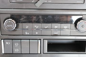 �ൺ��� ��V�п� 2.0�� 220���� 4X2 6.75�������ػ���(����)(CA1168PK15L2E6A80)ͼƬ