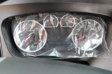 �ൺ��� ��V�п� 2.0�� 220���� 4X2 6.75�������ػ���(����)(CA1168PK15L2E6A80)ͼƬ