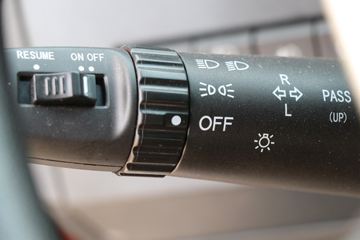 �ൺ��� ��V�п� 2.0�� 220���� 4X2 6.75�������ػ���(����)(CA1168PK15L2E6A80)ͼƬ