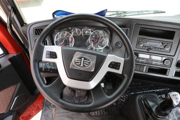 �ൺ��� ��V�п� 2.0�� 220���� 4X2 6.75�������ػ���(����)(CA1168PK15L2E6A80)ͼƬ