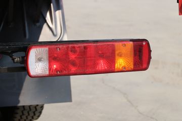 �ൺ��� ��V�п� 2.0�� 220���� 4X2 6.75�������ػ���(����)(CA1168PK15L2E6A80)ͼƬ