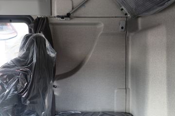 �ൺ��� JH6�ؿ� �캽�� 400���� 8X4 9.5�ײ�դʽ�ػ���(����)(CA5310CCYP25K15L7T4E6A80)ͼƬ