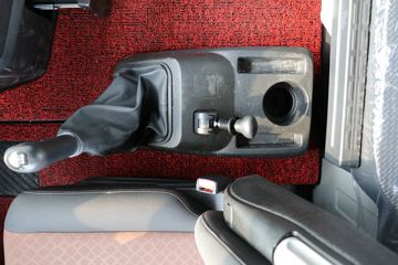 �ൺ��� JH6�ؿ� �캽�� 400���� 8X4 9.5�ײ�դʽ�ػ���(����)(CA5310CCYP25K15L7T4E6A80)ͼƬ