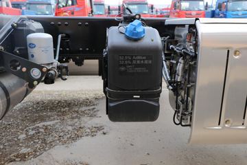 �ൺ��� JH6�ؿ� �캽�� 400���� 8X4 9.5�ײ�դʽ�ػ���(����)(CA5310CCYP25K15L7T4E6A80)ͼƬ