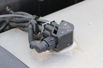 �ൺ��� JH6�ؿ� �캽�� 400���� 8X4 9.5�ײ�դʽ�ػ���(����)(CA5310CCYP25K15L7T4E6A80)ͼƬ