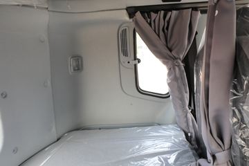 �������ó� ����KL�ؿ� 465���� 4X2ǣ����(����)ͼƬ