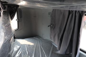 �������ó� ����KL�ؿ� 465���� 4X2ǣ����(����)ͼƬ