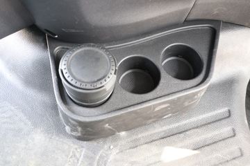 �������ó� ����KL�ؿ� 465���� 4X2ǣ����(����)ͼƬ