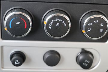 �������ó� ����KL�ؿ� 465���� 4X2ǣ����(����)ͼƬ