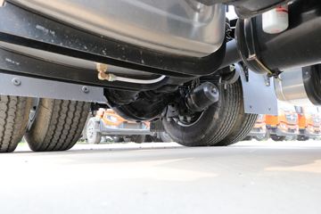 �������ó� ����KL�ؿ� 465���� 4X2ǣ����(����)ͼƬ