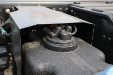 �������ó� ����KL�ؿ� 465���� 4X2ǣ����(����)ͼƬ