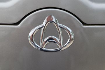 ������Խ V3 2018�� 88���� 5�� 1.2L��ջ�������(4.04��)ͼƬ