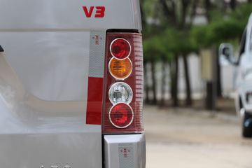 ������Խ V3 2018�� 88���� 5�� 1.2L��ջ�������(4.04��)ͼƬ