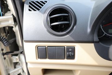 ����С�� C35 112���� 1.5L�����ʽ����ͼƬ