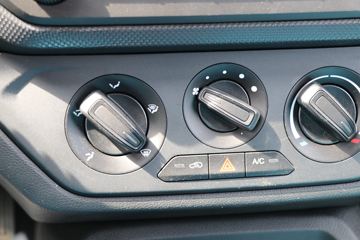 ���� ���S 2019�� ����S������ 99���� ���� 1.5L��ճ�(����)ͼƬ