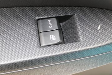 ���� ���S 2019�� ����S������ 99���� ���� 1.5L��ճ�(����)ͼƬ