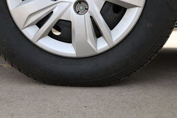 ���� ���S 2019�� ����S������ 99���� ���� 1.5L��ճ�(����)ͼƬ