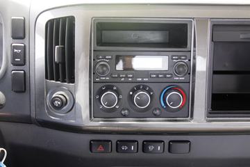 ��� J6F 160���� 4X2 4.16�׵�����ʽ�Ῠ(����)ͼƬ